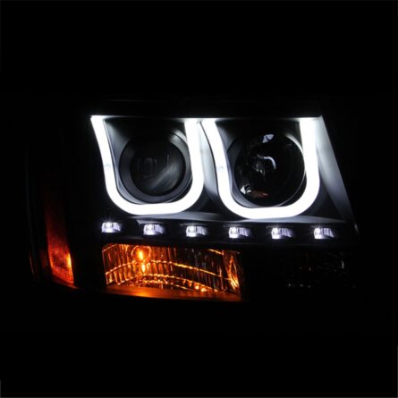 ANZO USA Projector Headlight Set