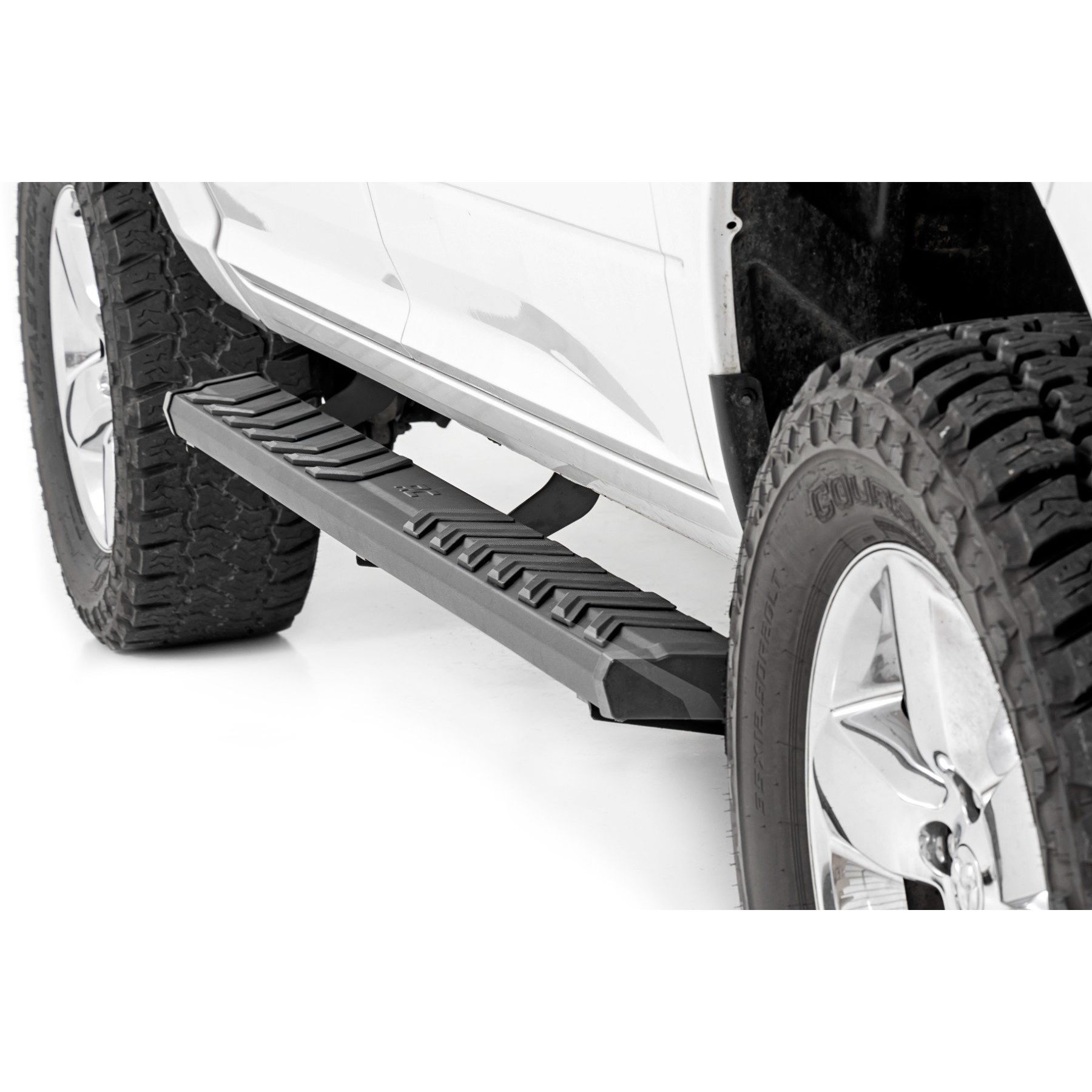 Rough Country BA2 Running Board - Side Step Bars - Ram 1500 (10-18)/2500 (10-23)