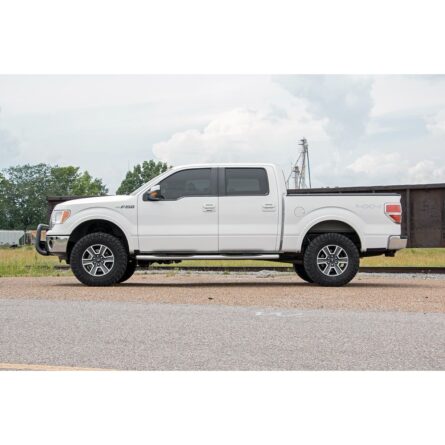 Rough Country 3 Inch Lift Kit - Ford F-150 4WD (2009-2013)