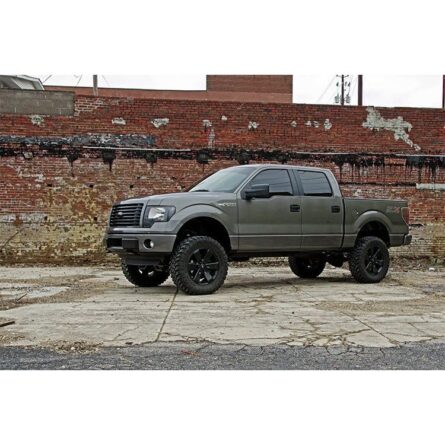 Rough Country 6 Inch Lift Kit - Ford F-150 4WD (2011-2014)