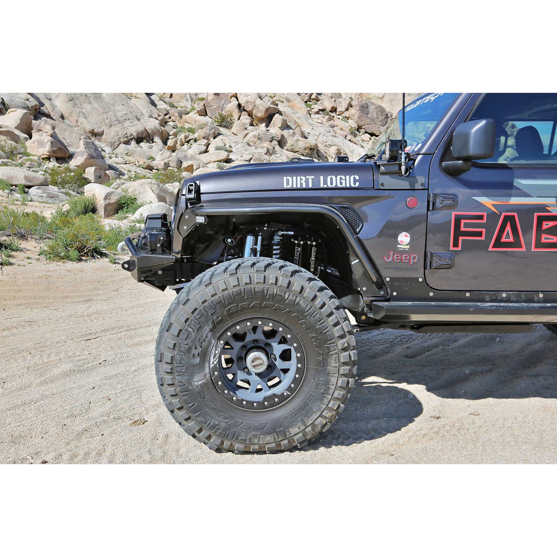Fabtech JEEP JL/JT TUBE FENDERS FR STL PWDRCOAT BLK TEXTURE