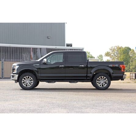 Rough Country 2 Inch leveling Kit - Aluminum - Ford F-150 2WD/4WD (2014-2023)