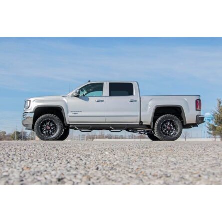 Rough Country 3.5 Inch Lift Kit - Cast Steel LCA - FR N3 - Chevy/GMC 1500 (14-18)