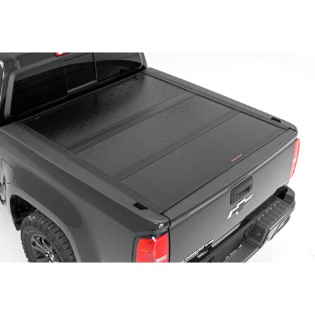 Rough Country Hard Low Profile Bed Cover - 6'2 in Bed - Chevy/GMC Canyon/Colorado (15-22)