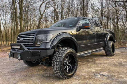 Rough Country 6 Inch Lift Kit - Ford F-150 4WD (2011-2014)