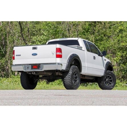 Rough Country 4 Inch Lift Kit - Ford F-150 2WD (2004-2008)