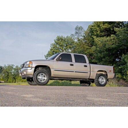 Rough Country 1.5-2 Inch Leveling Kit - Chevy/GMC 1500 (99-06 & Classic)