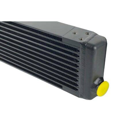 Universal Single-Pass Oil Cooler / RSR Porsche / M22 x 1.5 / 24L x 5.75H x 2.16W