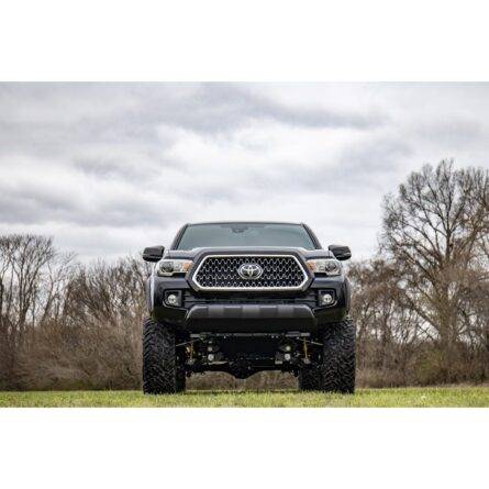 Rough Country 6 Inch Lift Kit - Toyota Tacoma 2WD/4WD (2016-2023)