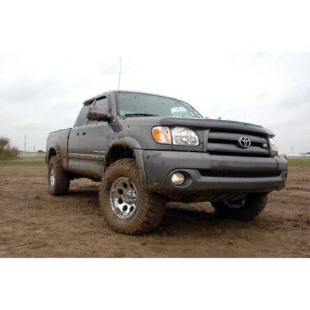 Rough Country 2.5 Inch Leveling Kit - Toyota Tundra 2WD/4WD (2000-2006)